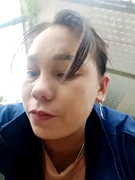 vanvan005 online show from April 2026 06:03:02 AM