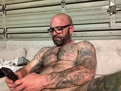 Snapshot of calimeatstick chatting on February 2026 04:09:01 AM calimeatstick online show from February 2026 04:09:01 AM