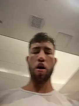 liam bronw online show from April 2026 06:01:01 PM