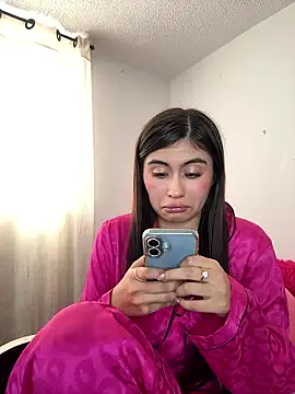 Snapshot of Stormi_th chatting on January 2026 08:03:01 PM Stormi th online show from January 2026 08:03:01 PM