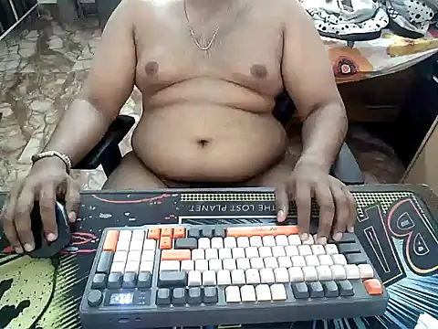 maxi23932 online show from April 2026 10:21:02 AM