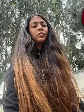 Snapshot of Bufu2213 chatting on April 2026 08:42:01 PM Bufu2213 online show from April 2026 08:42:01 PM