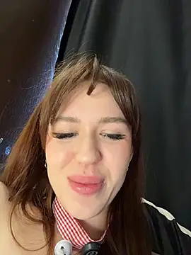 Snapshot of Vse_crazy chatting on February 2026 08:01:02 AM Vse crazy online show from February 2026 08:01:02 AM