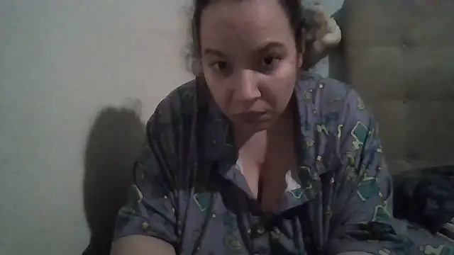 Snapshot of bellakay19 chatting on February 2026 05:34:02 AM bellakay19 online show from February 2026 05:34:02 AM