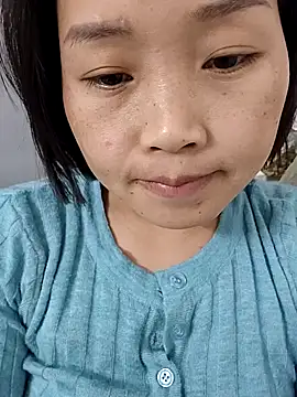 Snapshot of __BingBing__ chatting on February 2026 01:17:01 PM BingBing online show from February 2026 01:17:01 PM