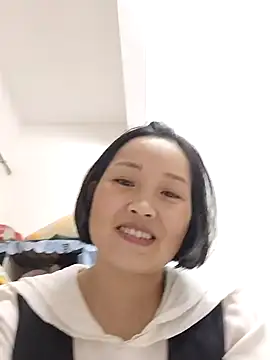 Snapshot of __BingBing__ chatting on February 2026 03:30:01 PM BingBing online show from February 2026 03:30:01 PM