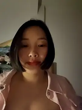 Snapshot of __BingBing__ chatting on February 2026 08:27:01 PM BingBing online show from February 2026 08:27:01 PM