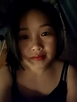 Snapshot of __BingBing__ chatting on February 2026 08:21:01 PM BingBing online show from February 2026 08:21:01 PM