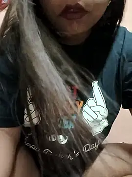 Hot Twinkle online show from April 2026 06:46:01 PM