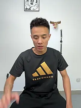 TOYOTA-01 online show from February 2026 05:00:01 PM