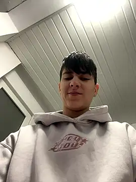 Snapshot of ravenryx chatting on January 2026 06:06:01 AM ravenryx online show from January 2026 06:06:01 AM