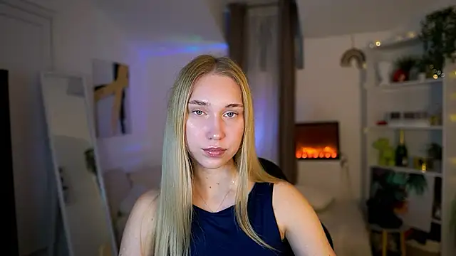 Snapshot of MilaBunny2000 chatting on February 2026 11:31:01 AM MilaBunny2000 online show from February 2026 11:31:01 AM