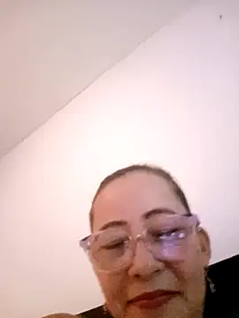 Salome 69 online show from April 2026 02:41:01 PM