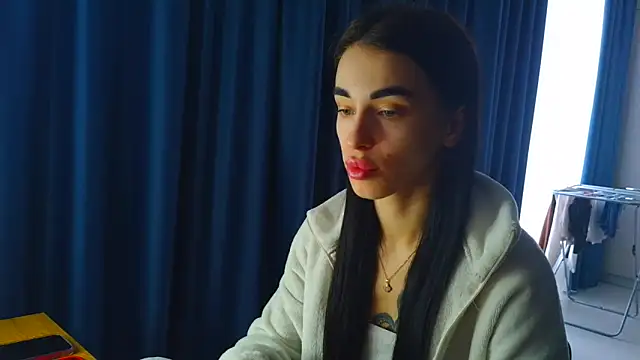 Snapshot of Vlada_Elfie chatting on February 2026 01:22:02 PM Vlada Elfie online show from February 2026 01:22:02 PM