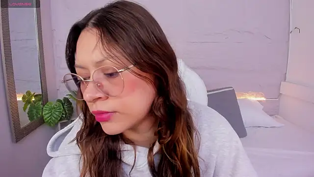 lanna 18  online show from May 2026 11:40:01 AM