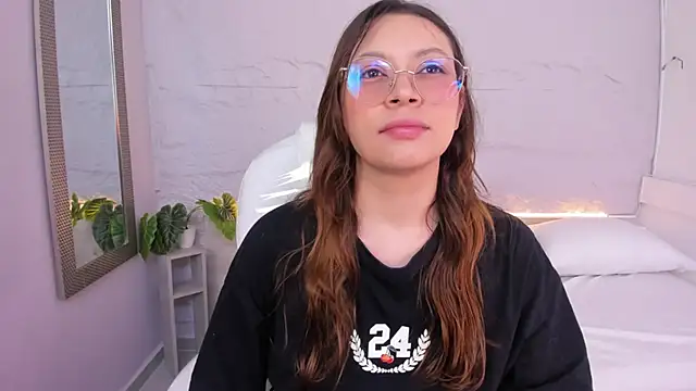 lanna 18  online show from May 2026 11:38:01 AM