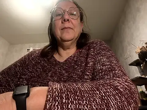 Snapshot of xmyriamx chatting on January 2026 08:44:02 PM xmyriamx online show from January 2026 08:44:02 PM