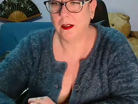 Snapshot of xmyriamx chatting on February 2026 10:14:02 AM xmyriamx online show from February 2026 10:14:02 AM