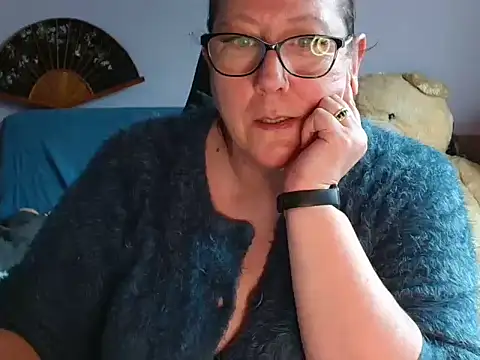 Snapshot of xmyriamx chatting on February 2026 10:27:01 AM xmyriamx online show from February 2026 10:27:01 AM