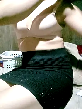 Snapshot of him220 chatting on February 2026 06:40:02 AM him220 online show from February 2026 06:40:02 AM