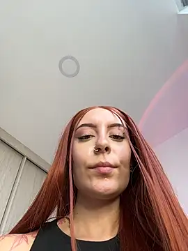 alesziarose  online show from June 2026 09:18:01 PM