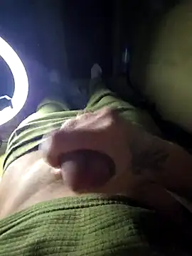 Snapshot of TvoY_bOy1 chatting on January 2026 11:32:02 PM TvoY bOy1 online show from January 2026 11:32:02 PM