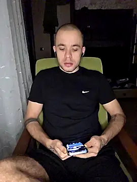 Snapshot of TvoY_bOy1 chatting on January 2026 04:11:01 PM TvoY bOy1 online show from January 2026 04:11:01 PM