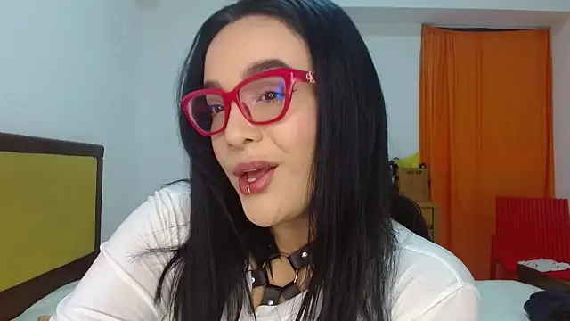 Snapshot of Nova-Satela chatting on February 2026 05:54:01 PM Nova-Satela online show from February 2026 05:54:01 PM