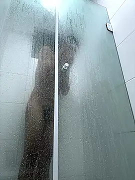 Snapshot of vinihfeh chatting on January 2026 10:59:01 PM vinihfeh online show from January 2026 10:59:01 PM