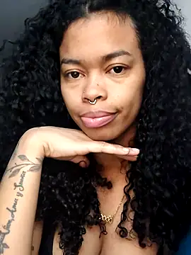 Snapshot of shenna_brunette chatting on January 2026 01:16:01 PM shenna brunette online show from January 2026 01:16:01 PM