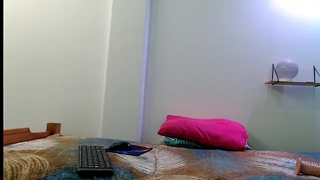 Snapshot of sexy18iris chatting on January 2026 02:39:01 AM sexy18iris online show from January 2026 02:39:01 AM