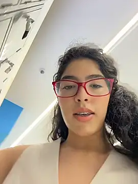 Snapshot of dani_bela chatting on February 2026 10:19:01 PM dani bela online show from February 2026 10:19:01 PM