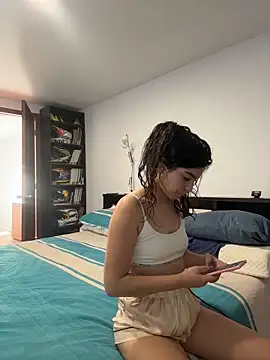 dani bela online show from May 2026 10:27:01 PM