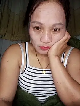 Snapshot of Piu_18 chatting on February 2026 01:37:02 PM Piu 18 online show from February 2026 01:37:02 PM