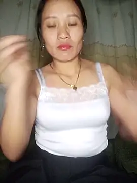 Snapshot of Piu_18 chatting on February 2026 08:52:02 AM Piu 18 online show from February 2026 08:52:02 AM