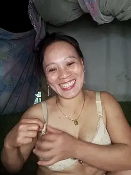 Snapshot of Piu_18 chatting on February 2026 02:04:02 PM Piu 18 online show from February 2026 02:04:02 PM