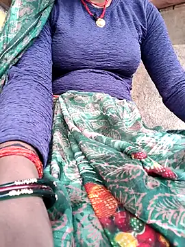 Snapshot of Queen_chayna chatting on February 2026 02:32:01 AM Queen chayna online show from February 2026 02:32:01 AM