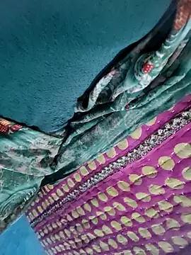 Queen chayna online show from April 2026 04:09:02 AM