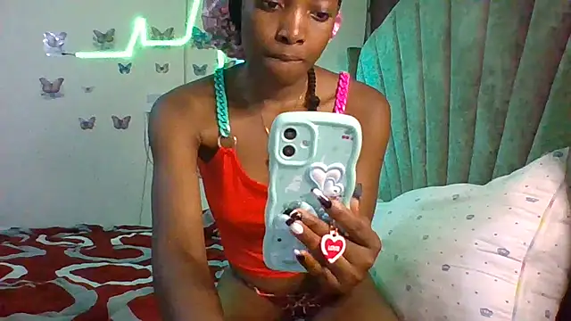 Snapshot of smily_sophia chatting on February 2026 06:34:01 AM smily sophia online show from February 2026 06:34:01 AM