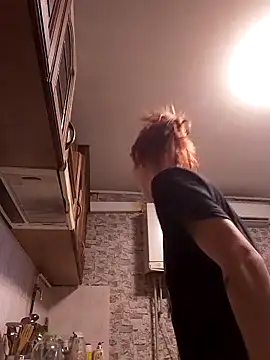 Lily Viola online show from March 2026 07:13:01 AM