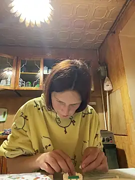 Lily Viola online show from May 2026 07:31:01 PM