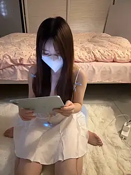  xiaoxinxin  online show from May 2026 02:12:02 PM