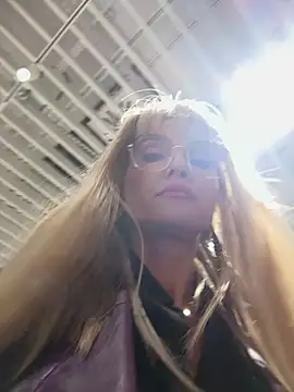 Snapshot of NaughtyNinky chatting on February 2026 12:22:02 PM NaughtyNinky online show from February 2026 12:22:02 PM