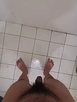 Snapshot of Johnlim880 chatting on January 2026 05:37:01 PM Johnlim880 online show from January 2026 05:37:01 PM