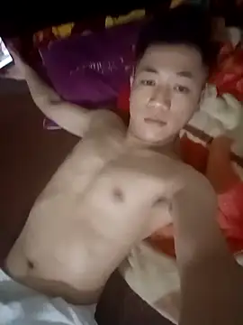 Hoangvan99997 online show from April 2026 02:08:01 PM