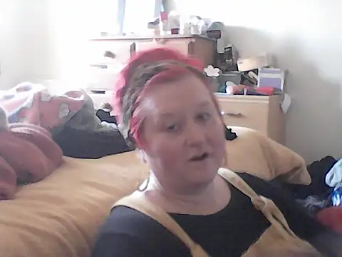 BustyRedxx online show from March 2026 04:06:02 PM