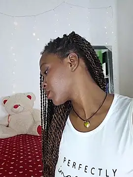 Snapshot of ARANZIA chatting on February 2026 02:53:01 AM ARANZIA online show from February 2026 02:53:01 AM