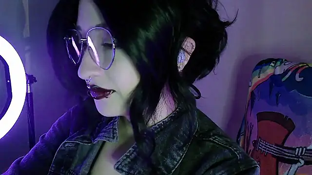 Snapshot of Aoidandelion chatting on January 2026 11:43:02 PM Aoidandelion online show from January 2026 11:43:02 PM