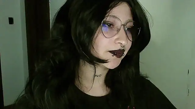 Snapshot of Aoidandelion chatting on February 2026 12:01:01 AM Aoidandelion online show from February 2026 12:01:01 AM