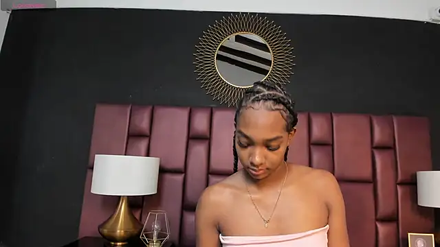 Snapshot of BrittanyWatson chatting on January 2026 03:32:01 AM BrittanyWatson online show from January 2026 03:32:01 AM